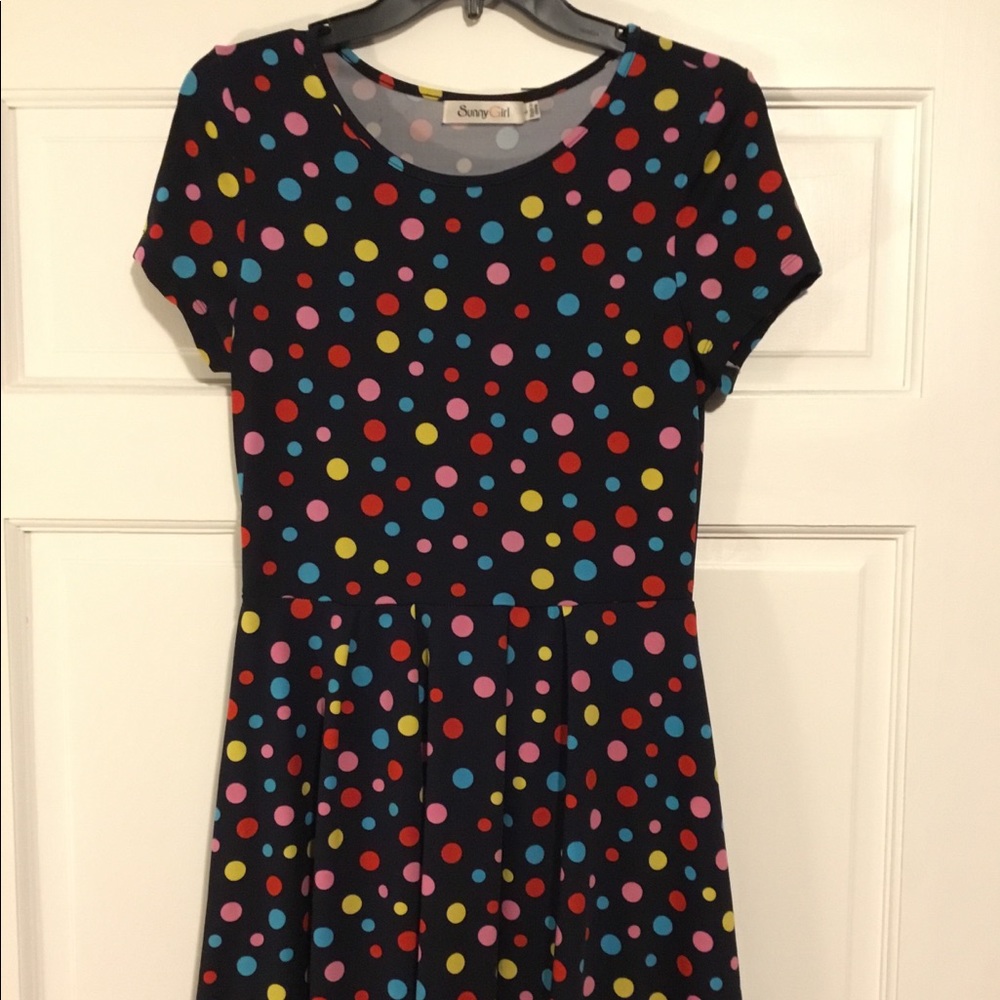 Sunny girl polka dot dress